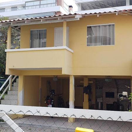 Casas para alugar no Centro de Bombinhas Exterior foto